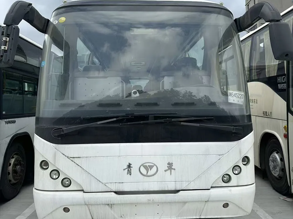 Awọn ijoko 38 ti a lo Deesel ọkọ akero