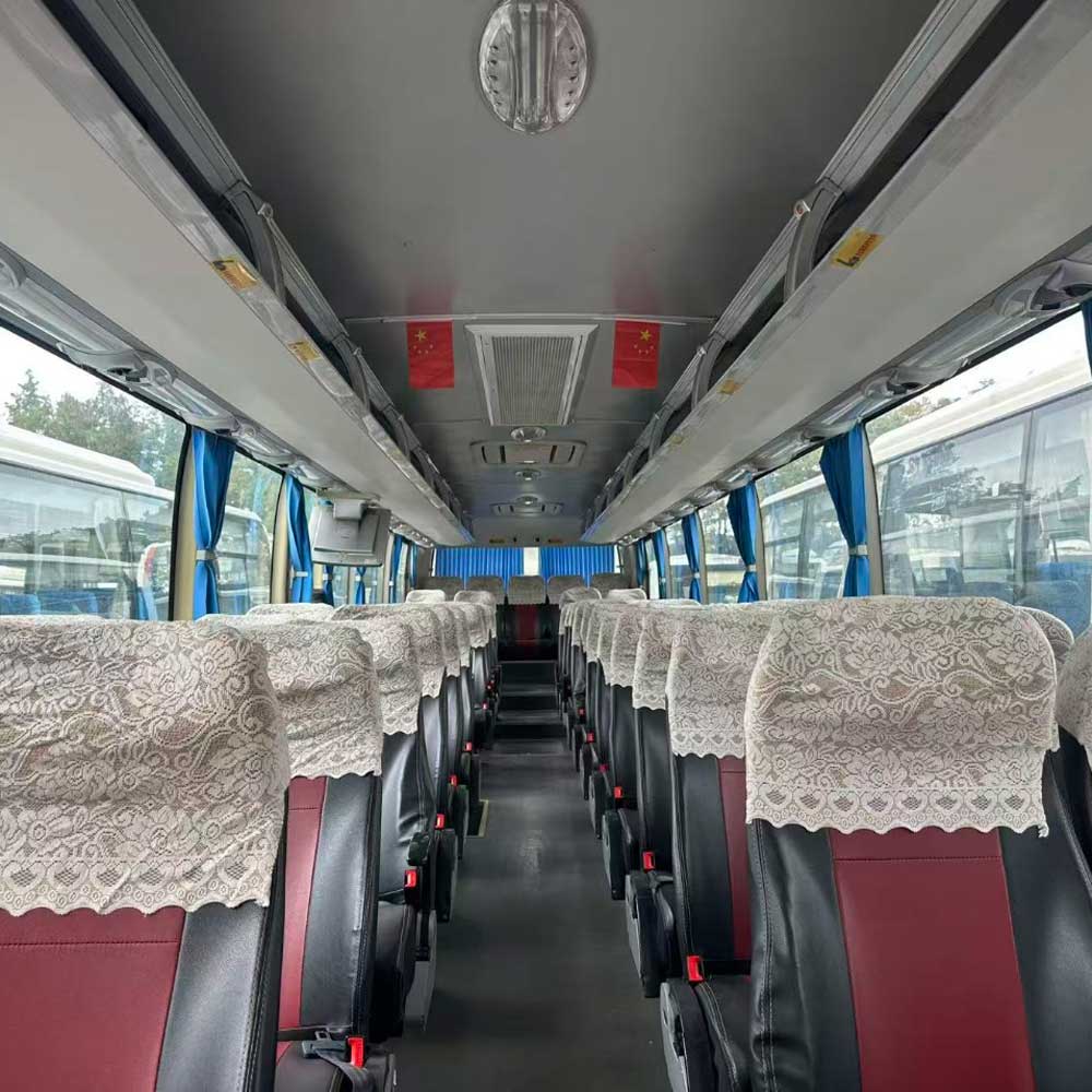 Yutong 53 Ijoko Keji Hand Diesel Bus
