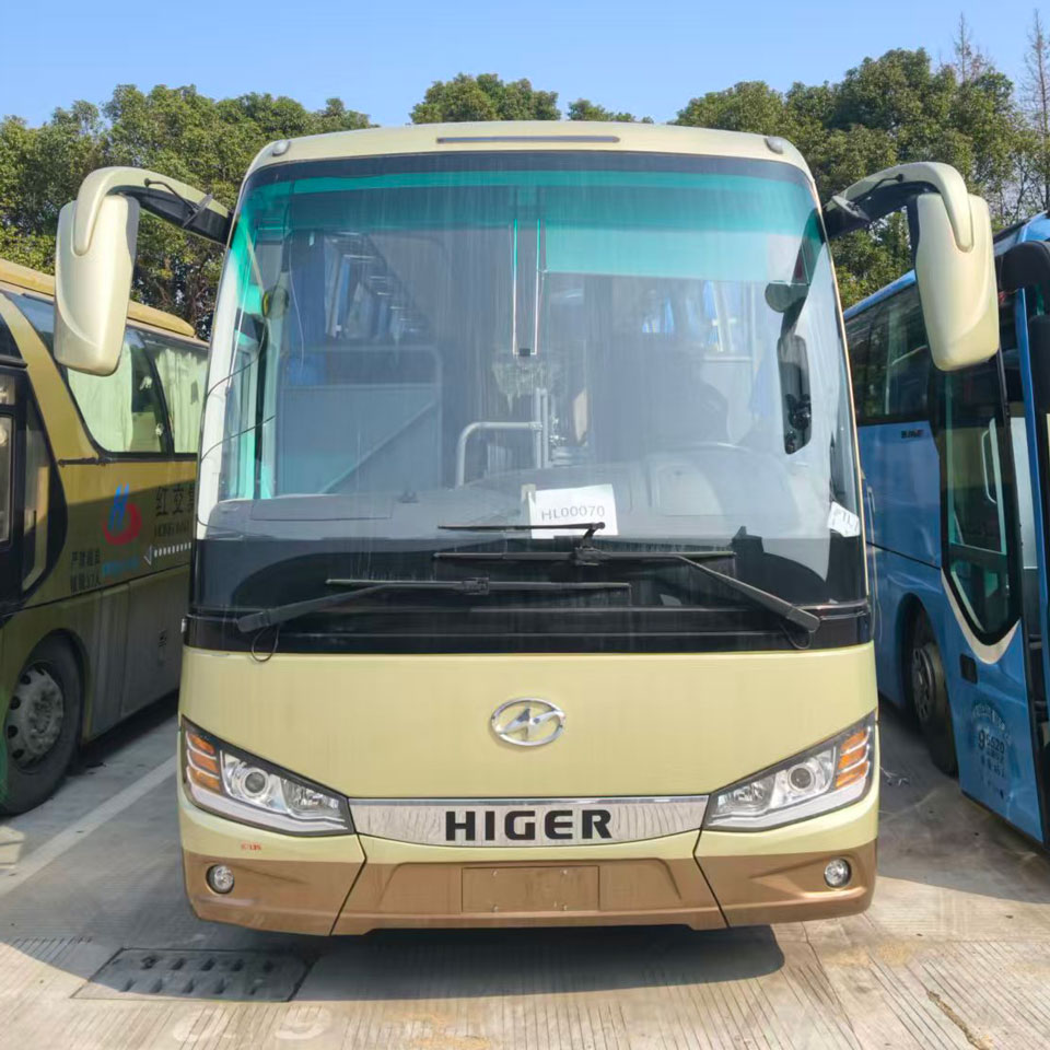 Yutong 54 Ijoko Diesel Lo Bus